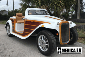 White Woody California Roadster 4 Passenger Golf Cart affordable golf cart rental, golf cart rent cabo san lucas